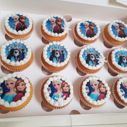 Frozen cupcakes Frozen cupcakes