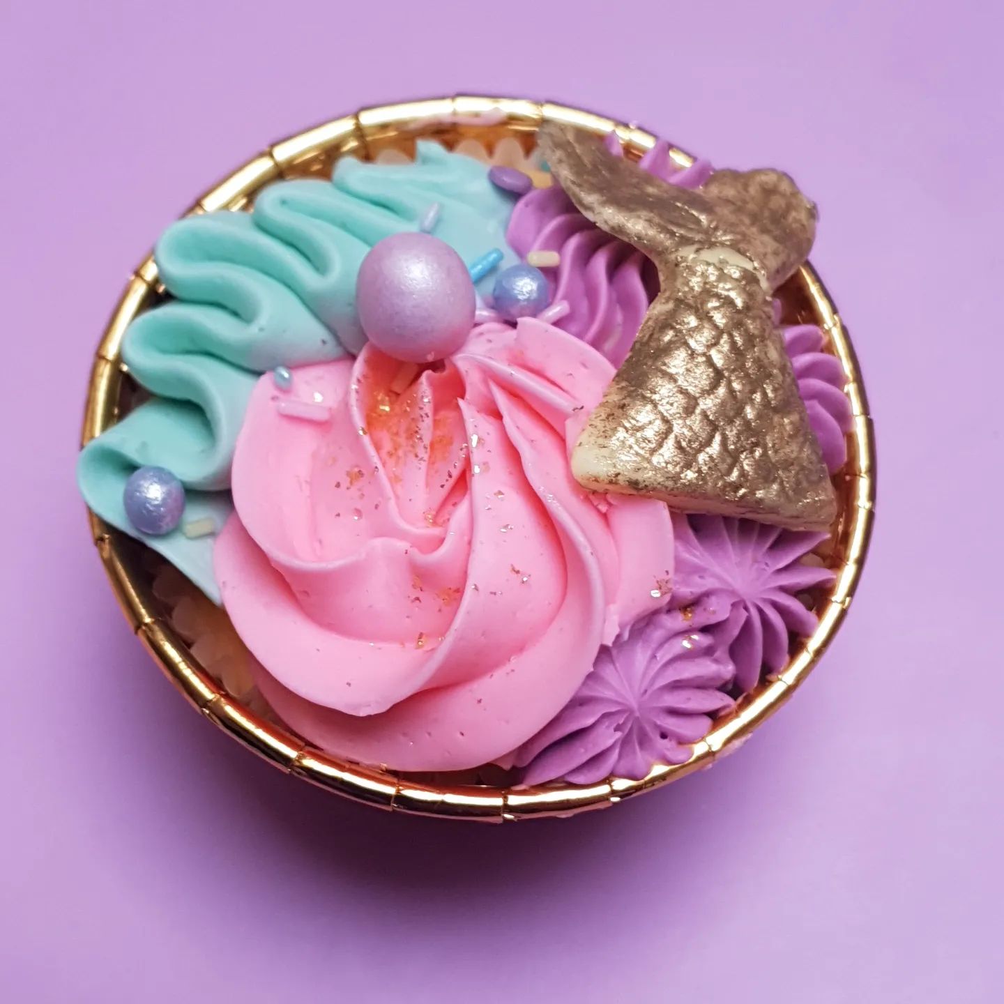 #juffrouwtaart #juffrouwtaartsweets#cakestagram #cupcakes #cupcakelove #cupcakedesign #cupcakegram #cupcakedecorating #cakesdaily #foodgasm #foodblogger #foodpics #instacupcake #edibleart #cakestyling #frosting #homemade #floralcake #bakestagram #cakery #cakegram #cakeporn #baking #wedding #instacake #cakecakecake #groningen #thebakefeed #cupcakeideas #taartgroningen