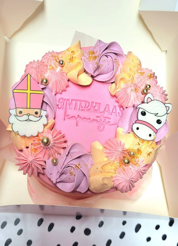 Sinterklaas Mini Bento Cake: Vanillecake met Aardbei