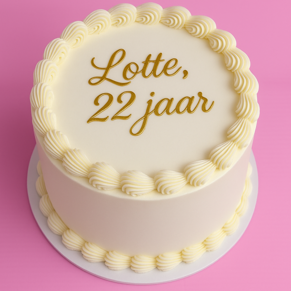 Gepersonaliseerde verjaardagstaart met naam en leeftijd